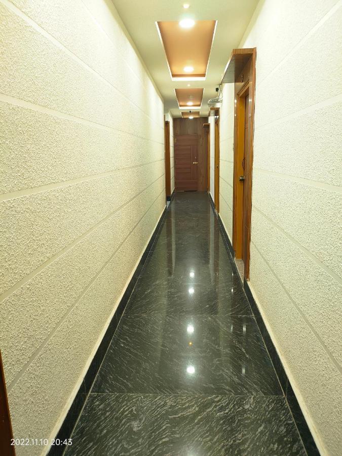 Hotel New Maruthi Inn, Lb Nagar Haiderabad Buitenkant foto